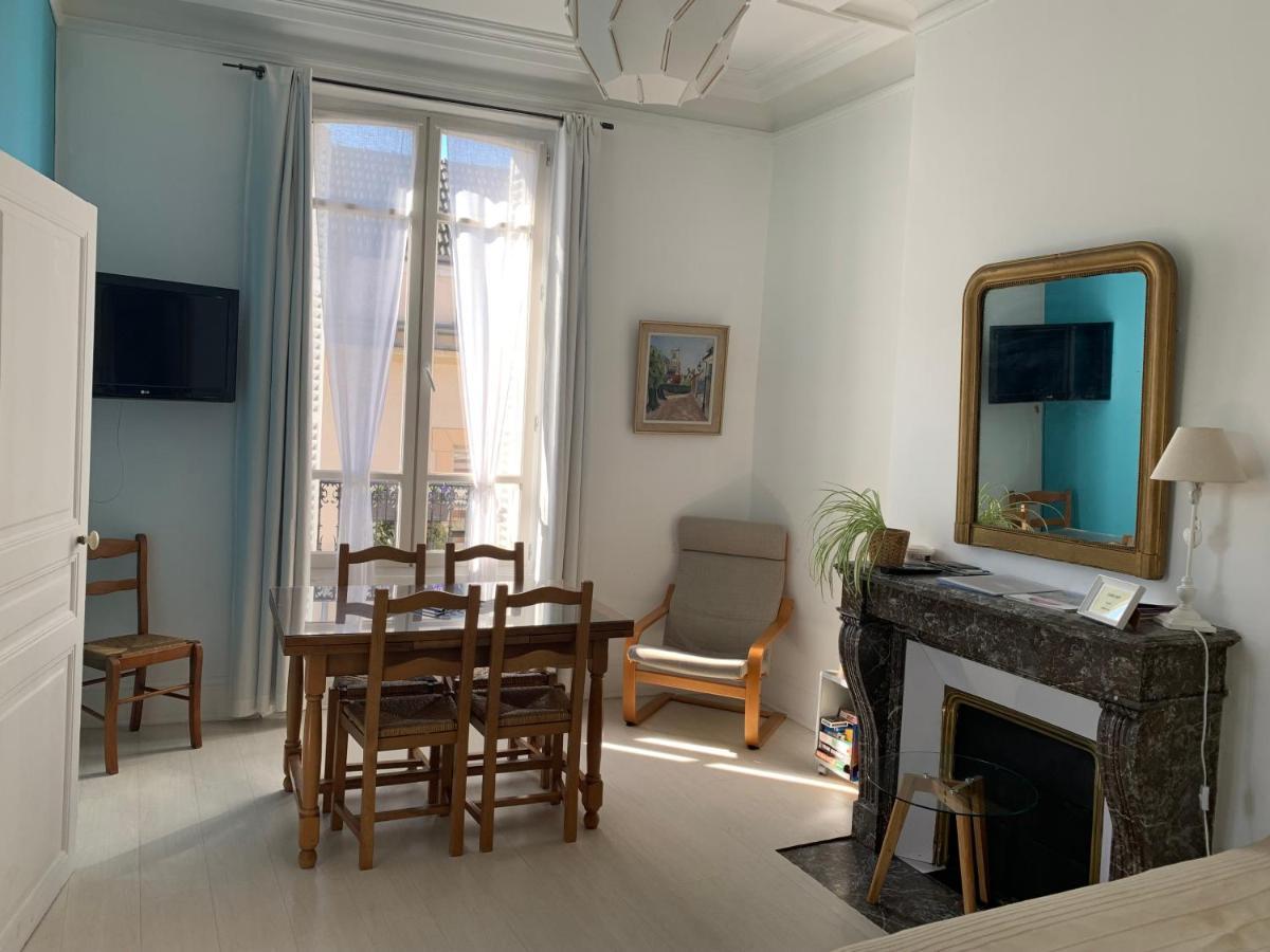 Le Saint-Remy Apartment เอแปร์เน ภายนอก รูปภาพ