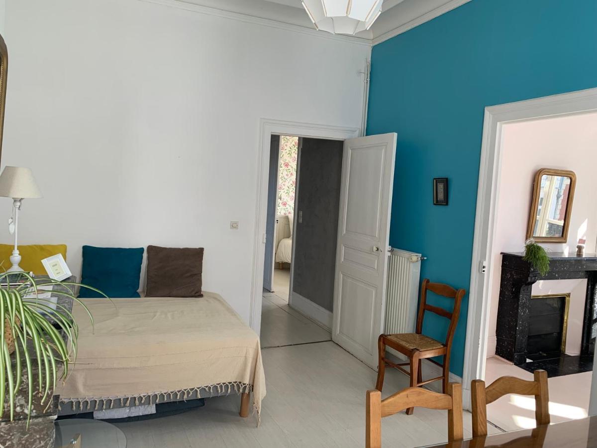 Le Saint-Remy Apartment เอแปร์เน ภายนอก รูปภาพ